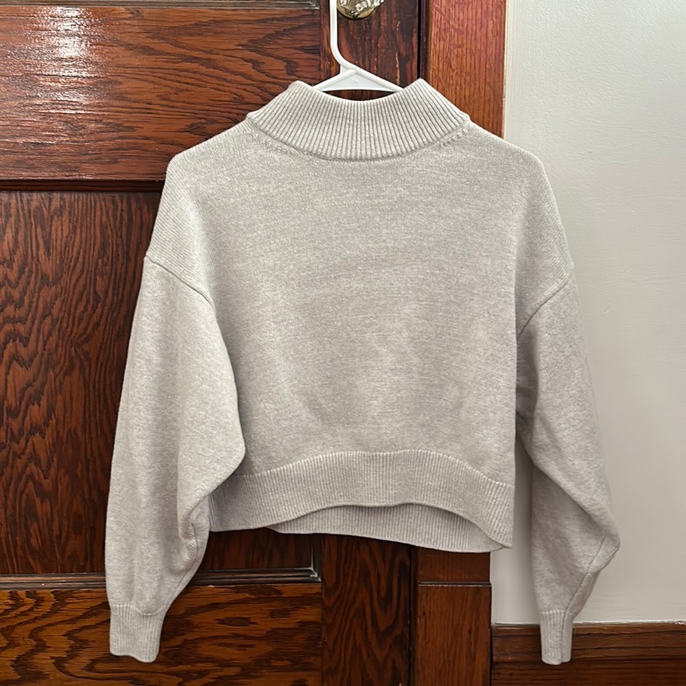 Aritzia Wilfred Mock Neck- Harper Sweater